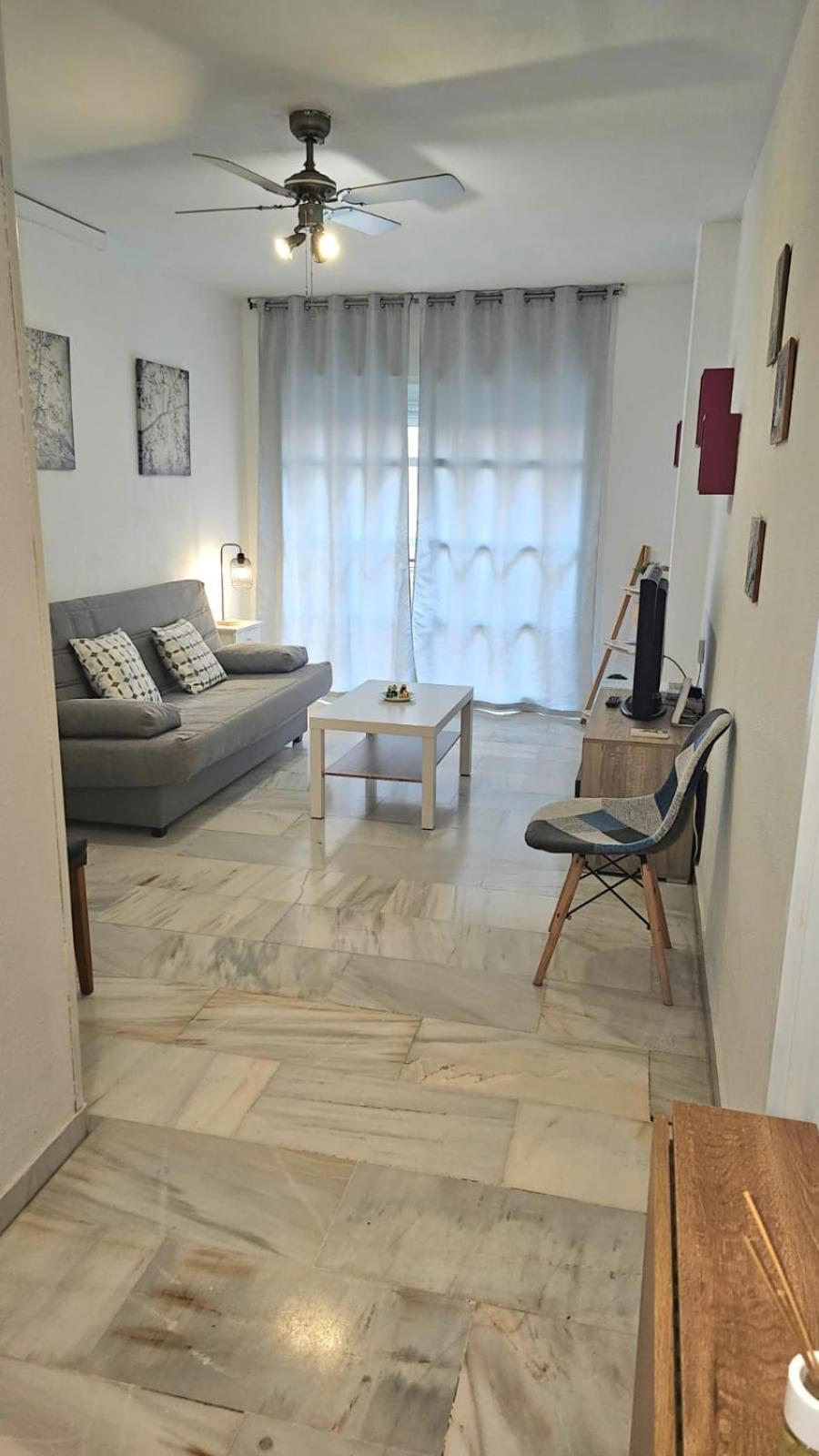 Ideal Holiday Apartment One Bedroom City Center มาลากา ภายนอก รูปภาพ